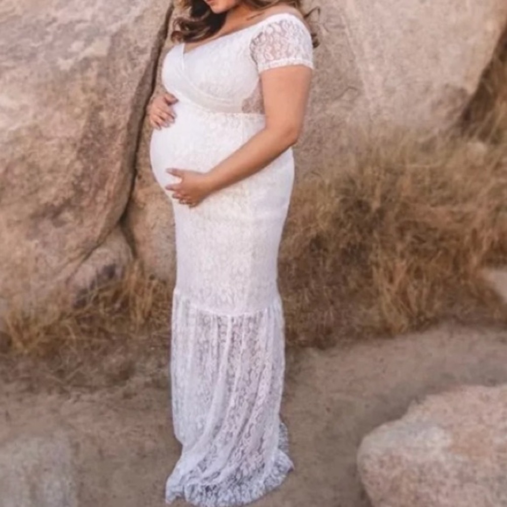 White lace Maternity dress